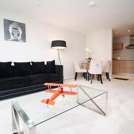 Perfect Getaway In Cardiff Marina Apartment Екстериор снимка