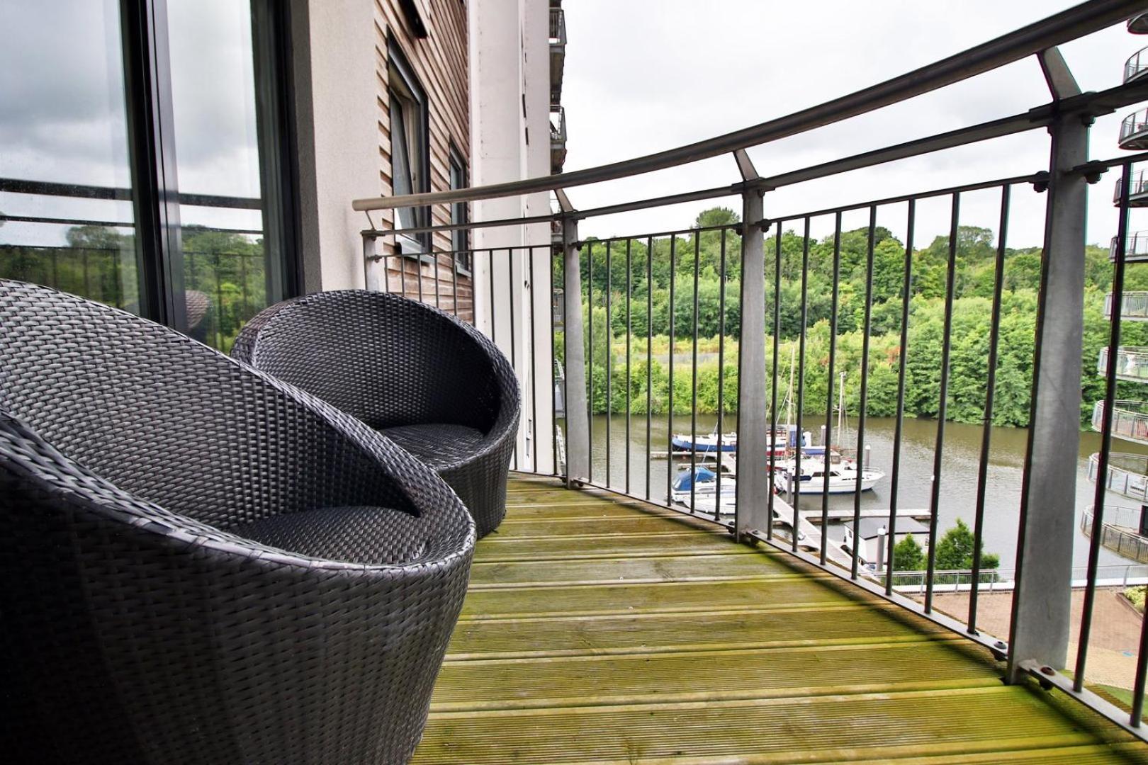 Perfect Getaway In Cardiff Marina Apartment Екстериор снимка